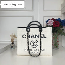 Load image into Gallery viewer, Deauville Tote Bag
