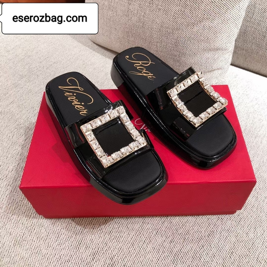 Slide Strass Buckle Mules in Patent Leather