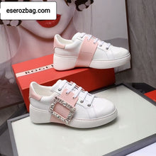 Load image into Gallery viewer, Viv&#39; Skate Strass Buckle Leather Sneakers
