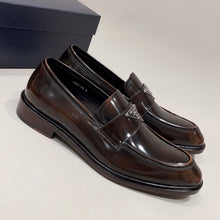 Load image into Gallery viewer, Brushed Leather Loafers
