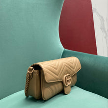 Load image into Gallery viewer, Marmont Matelassé Shoulder Bag
